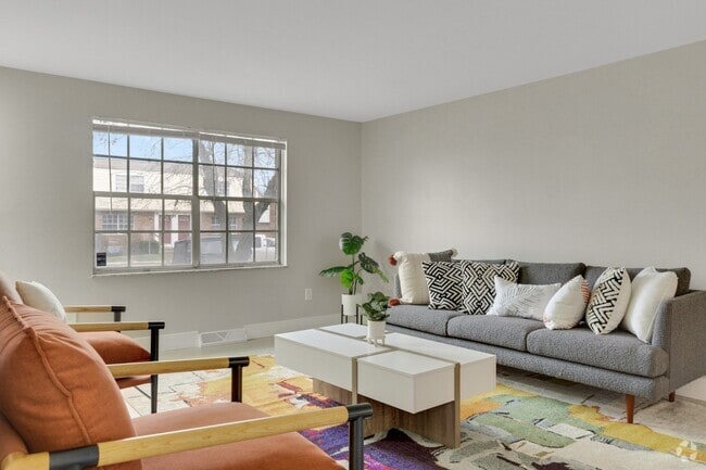 Building Photo - Napa Townhomes