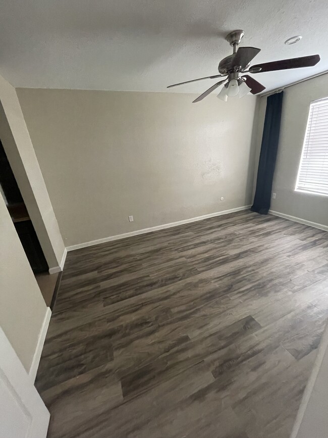 Building Photo - 12507 Ashford Meadow Dr