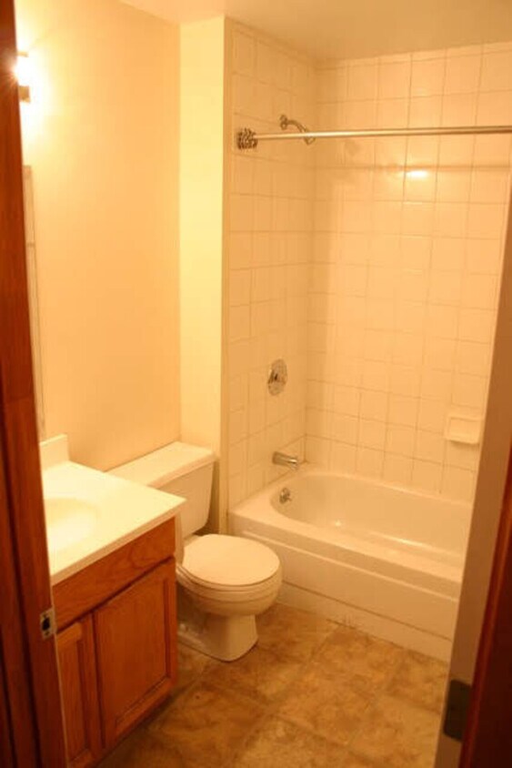 Building Photo - 5784 Pershing