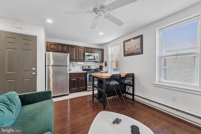 Foto del edificio - 1331 S Woodstock St