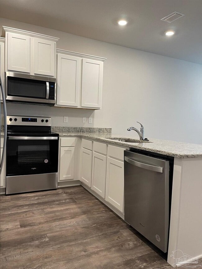 Foto del edificio - 1650 Iroquois Ct
