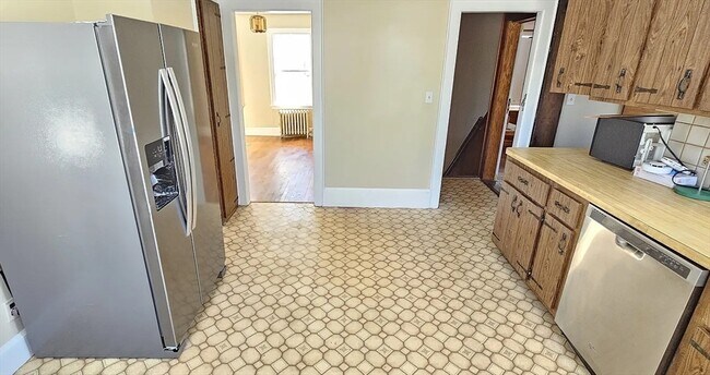 Foto del edificio - 1024 N Main St