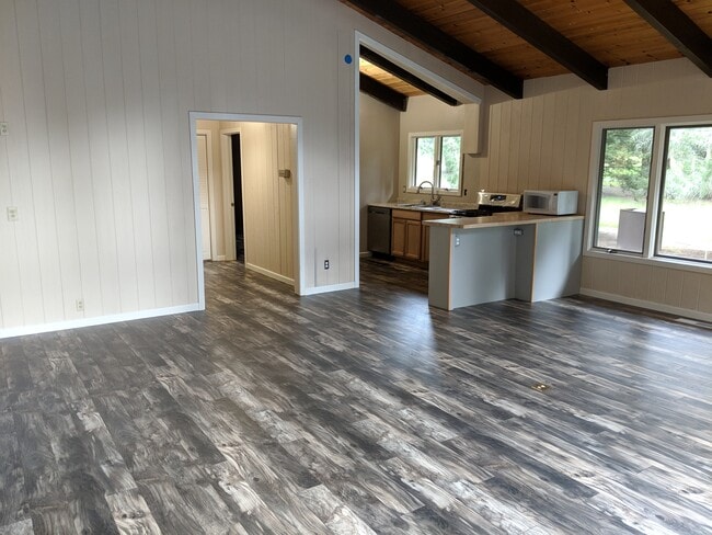 Building Photo - 227 Double Bogey Dr