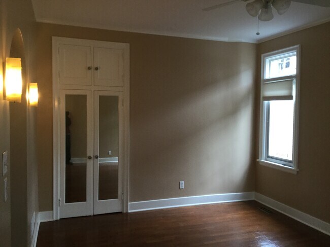 Front bedroom - 808 W South St