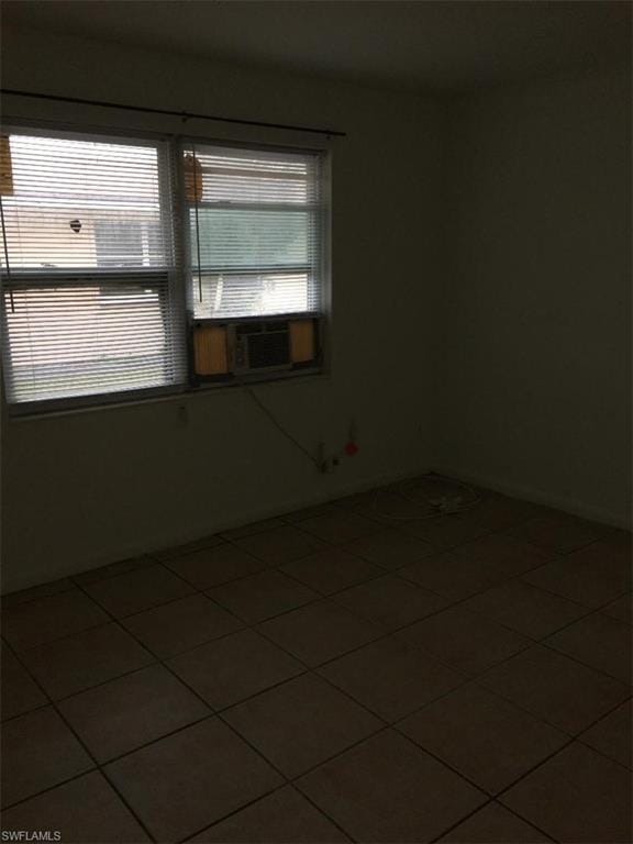 Building Photo - 2410 Linhart Ave