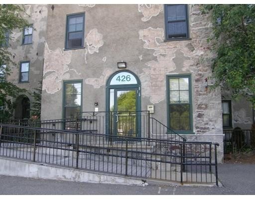 Primary Photo - 426 Mt Hope St