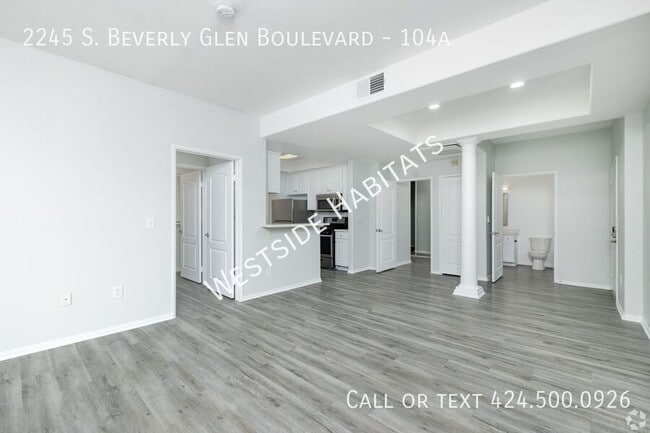Foto del edificio - 2245 S Beverly Glen Blvd