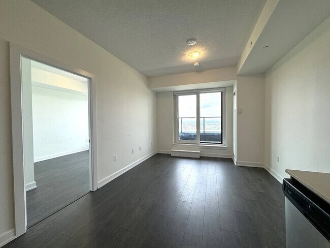 Photo du bâtiment - 3200 William Coltson Av