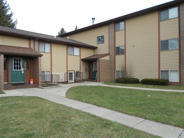 Primary Photo - 2424 36th St SW
