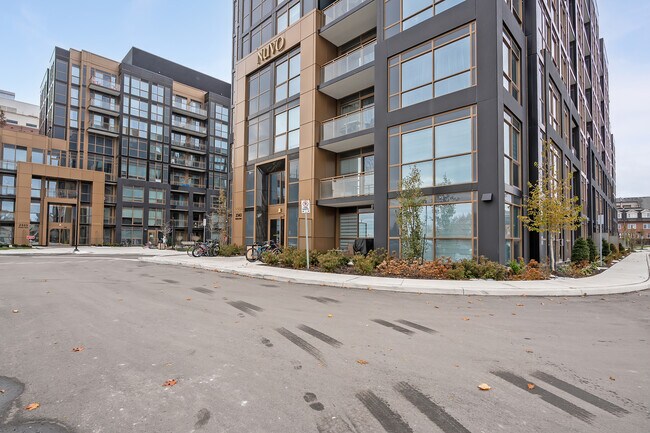 Building Photo - 2343 Khalsa Gate