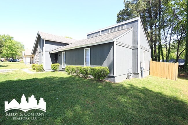 Building Photo - 5104 Corkwood Dr