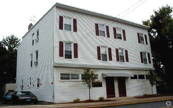 Primary Photo - 355-357 Passaic Ave