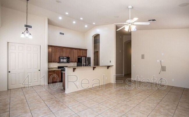 Foto del edificio - 7249 E Norland St