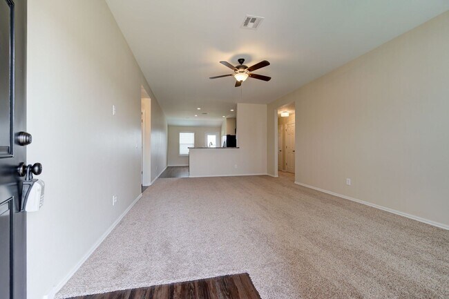 Foto del edificio - Stunning 3-Bedroom Home in Beautiful Piedmont Community!