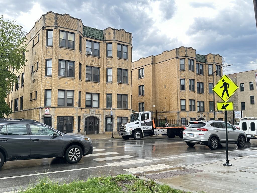 Primary Photo - 1530 N Kedzie Ave
