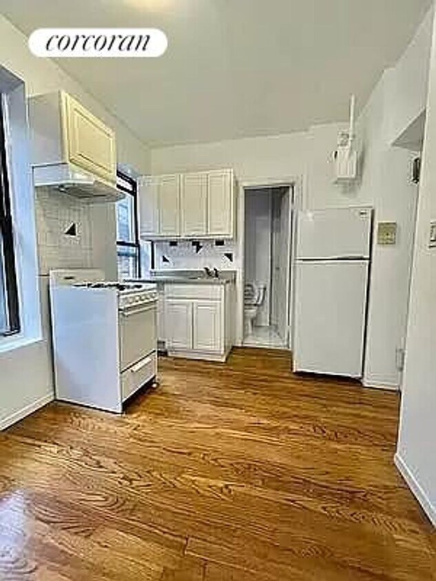 Foto principal - 503 E 73rd St