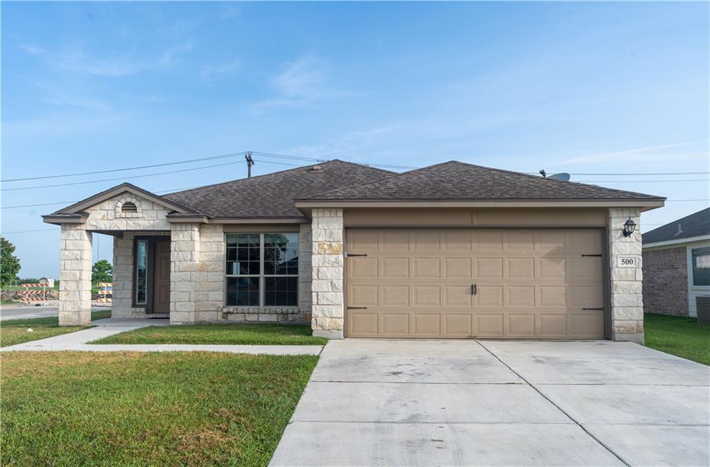 500 Christopher's Cove, Lockhart, TX 78644 House for Rent in Lockhart