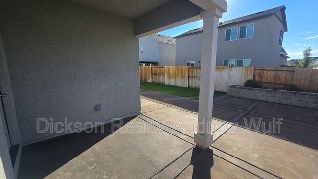 Building Photo - 7571 Grassy Plns Dr