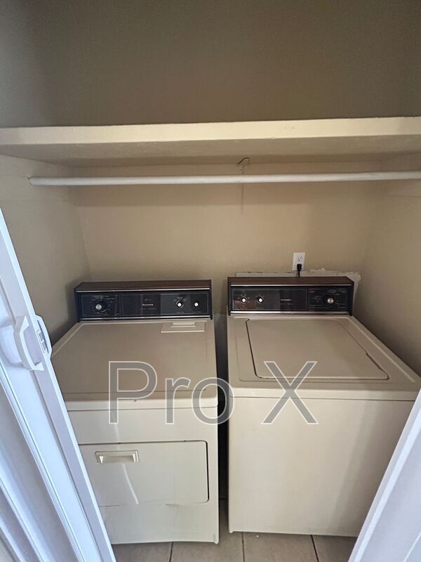 Foto del edificio - 405 Park St