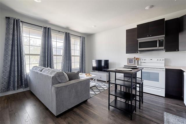 Foto del edificio - 1616 Doral Dr