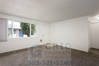 Building Photo - 7045 SW Garden Home Rd