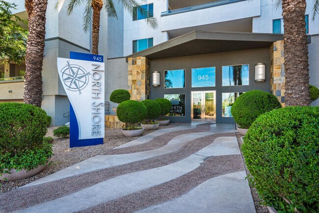 Foto del edificio - 945 E Playa Del Norte Dr