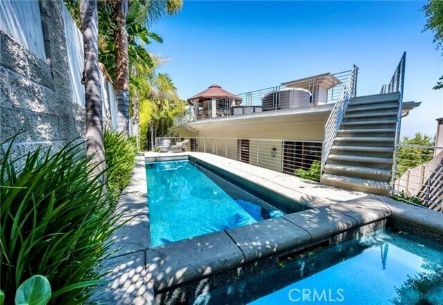 Foto del edificio - 8827 Evanview Dr