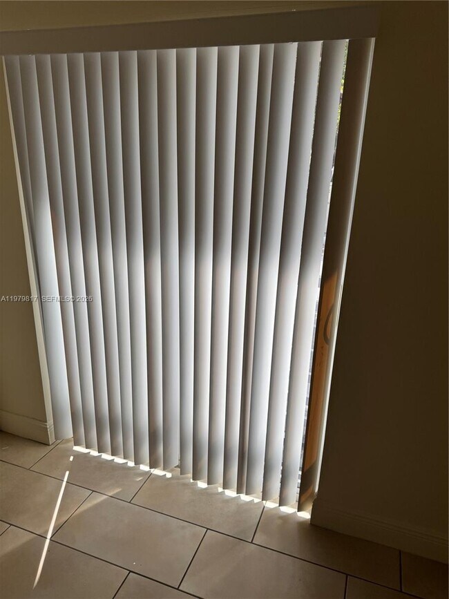 Building Photo - 1315 NW 1st St