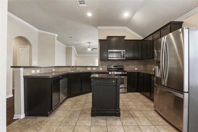 Foto del edificio - 2208 Tranquility Ln