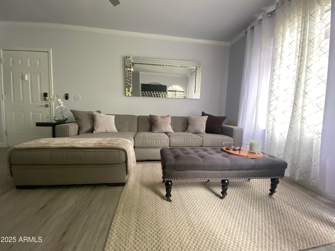 Foto principal - 15095 N Thompson Peak Pkwy