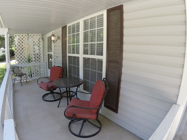 Building Photo - Cozy 3 Bedroom Ranch Home in Greenwood
