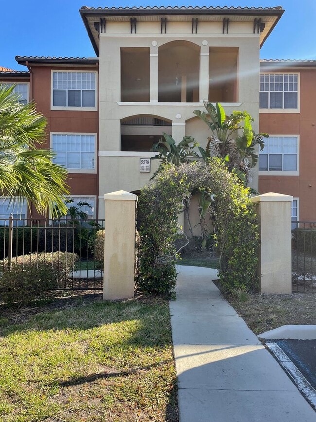 Awesome apartment in the heart of Metrowest! - Awesome apartment in the heart of Metrowest!