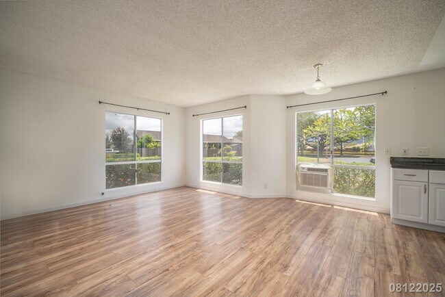 Foto del edificio - 2br/1ba/2pkg Townhouse in Mililani