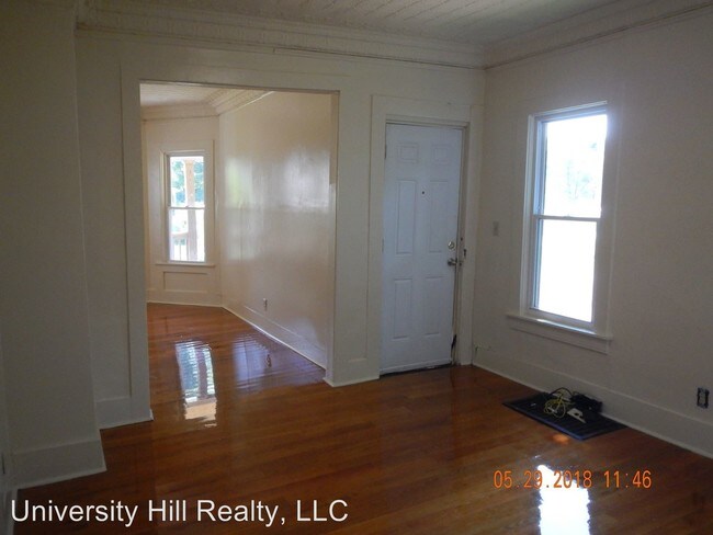 Foto del edificio - 556 Columbus Ave