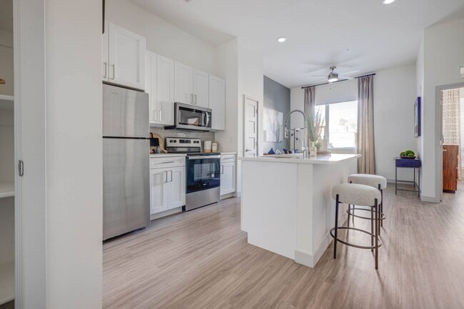 Foto del edificio - Alta Stone at The Gateway