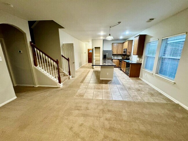 Building Photo - 107 W Spindle Tree Cir
