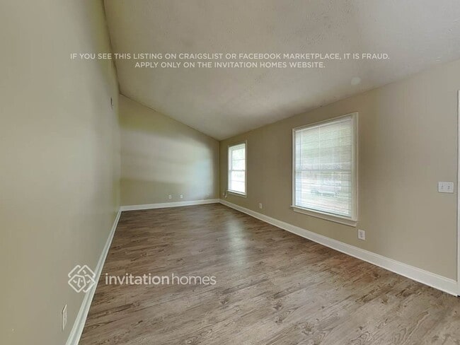 Building Photo - 3191 Grand Central Dr