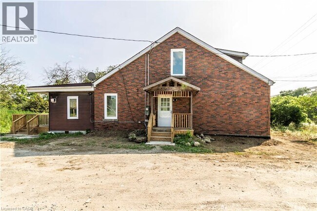 Photo du bâtiment - 1411 56 Hwy