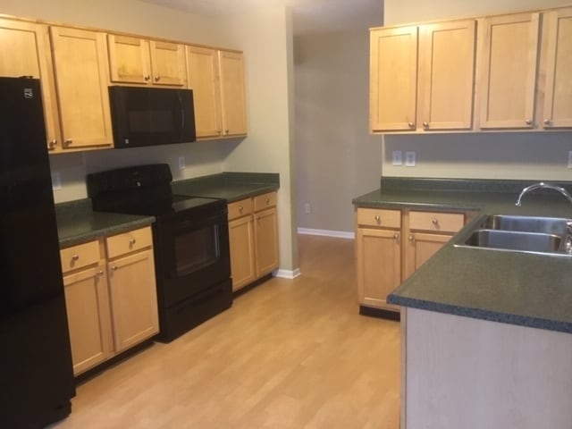 Foto del edificio - 220 Kemperwood Dr