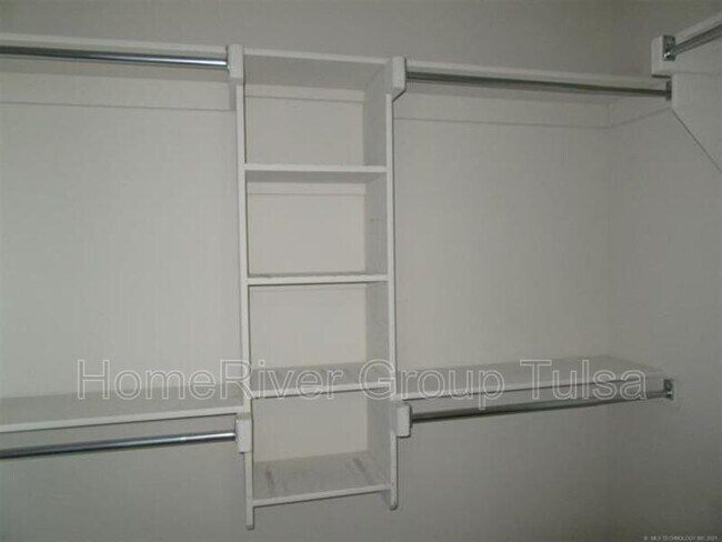 Building Photo - 11117 N 145th E Pl