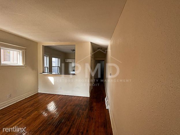 Building Photo - 1 br, 1 bath House - 985 E Grand Blvd