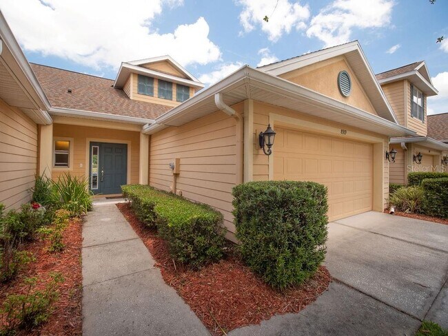 Building Photo - 8919 Iron Oak Ave
