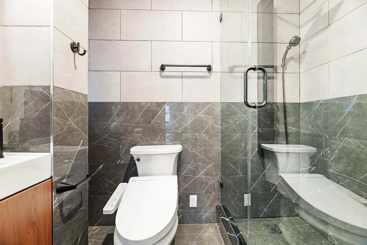 Foto del edificio - 437 W 46th St