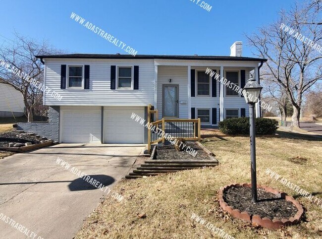 Foto del edificio - Absolutley Beautiful 4 Bedroom 2.5 Bath Ov...