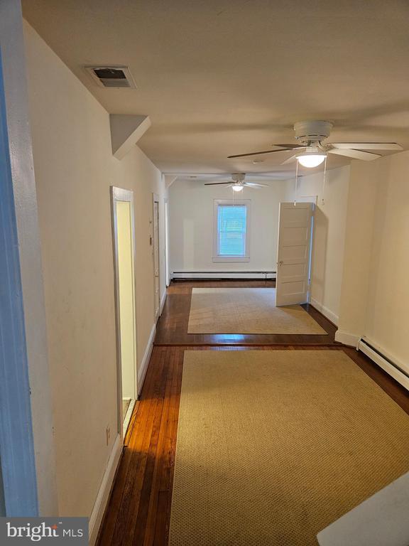 Foto del edificio - 7204 Webster Ln