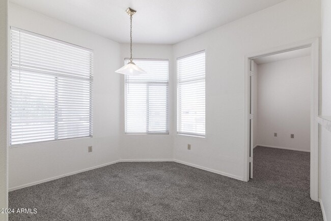 Building Photo - 11375 E Sahuaro Dr