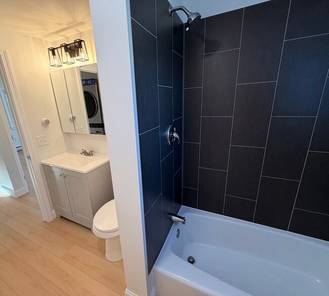 Building Photo - 97-99-99 Roffee St