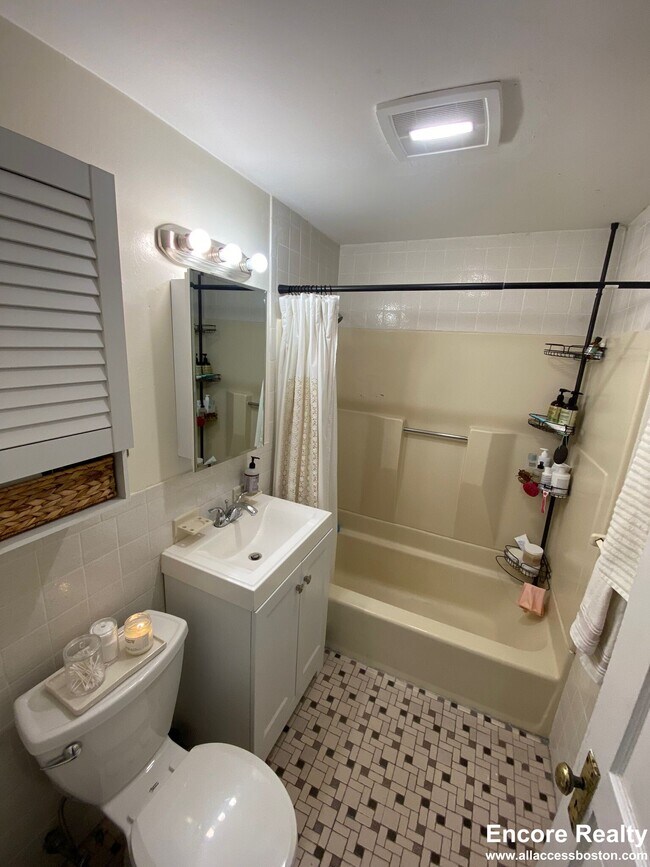 Building Photo - 46 Orkney Rd