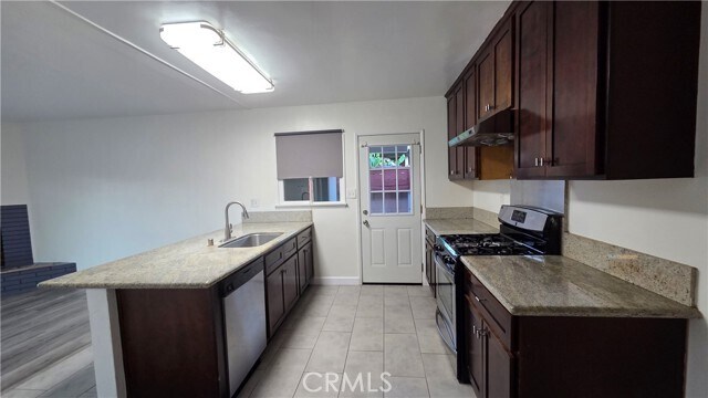 Building Photo - 1917 E Idahome St