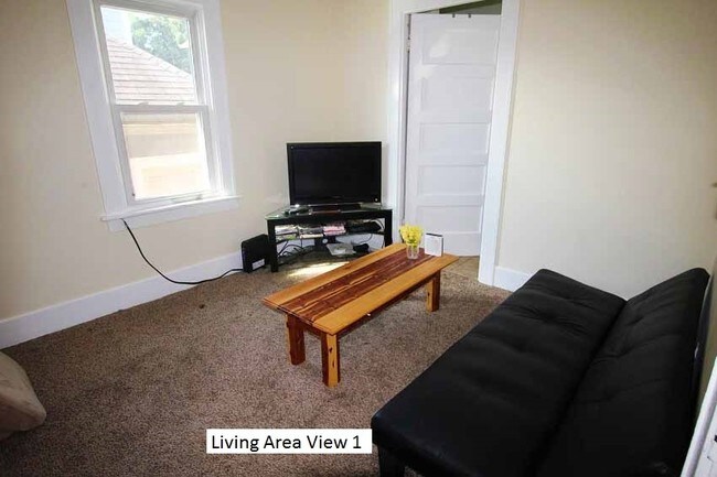 Building Photo - 2 Palmer St